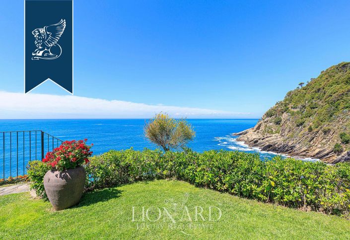 Image No.17-9 Bed Villa for sale