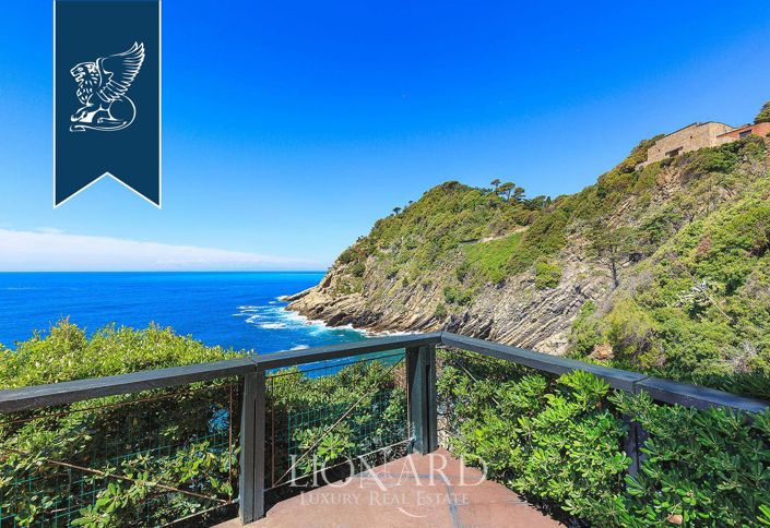 Image No.23-9 Bed Villa for sale