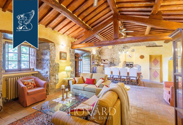 Image No.14-10 Bed Villa for sale