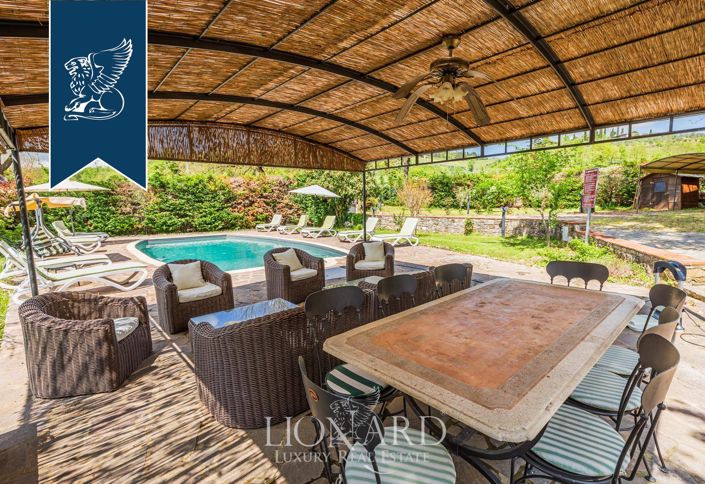 Image No.9-10 Bed Villa for sale