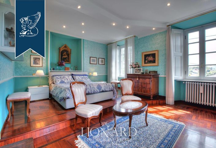 Image No.46-11 Bed Villa for sale