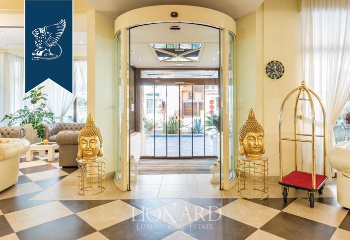 Image No.19-51 Bed Hotel for sale