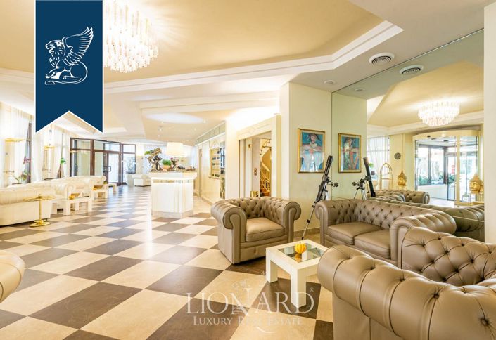 Image No.25-51 Bed Hotel for sale