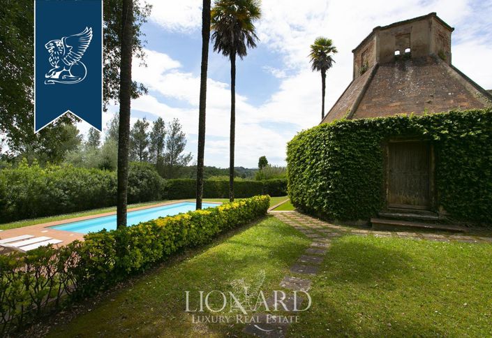 Image No.14-10 Bed Villa for sale