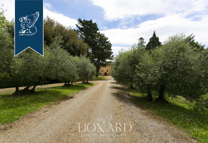 Image No.17-10 Bed Villa for sale