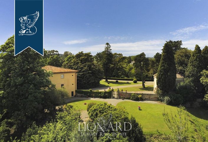 Image No.3-10 Bed Villa for sale