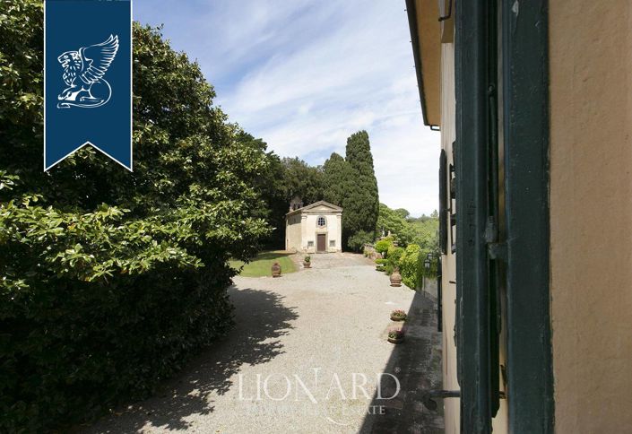 Image No.40-10 Bed Villa for sale