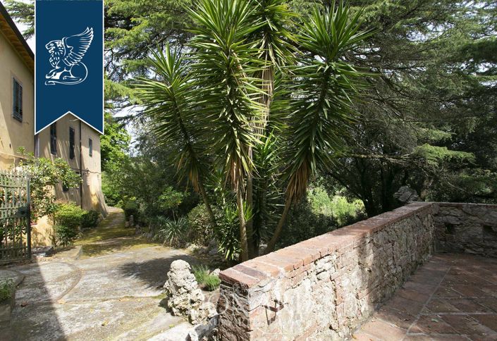 Image No.47-10 Bed Villa for sale