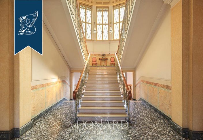 Image No.13-5 Bed Villa for sale