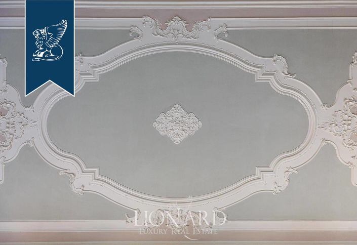 Image No.39-5 Bed Villa for sale