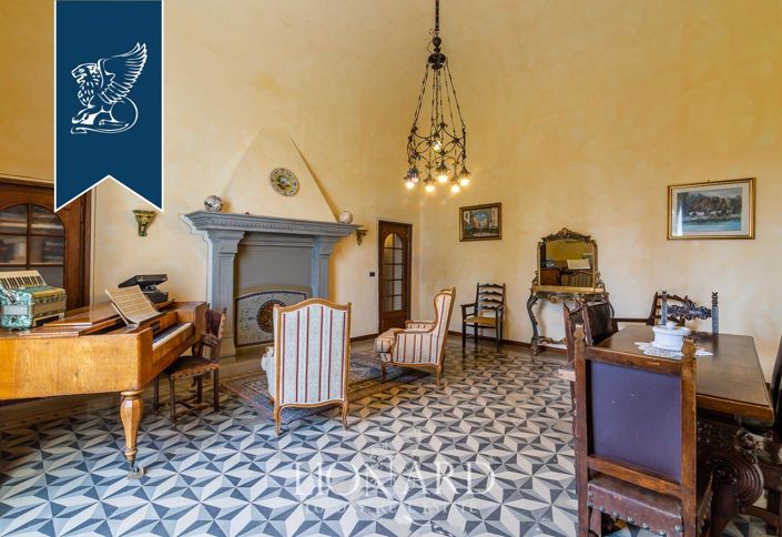 Image No.42-7 Bed Villa for sale