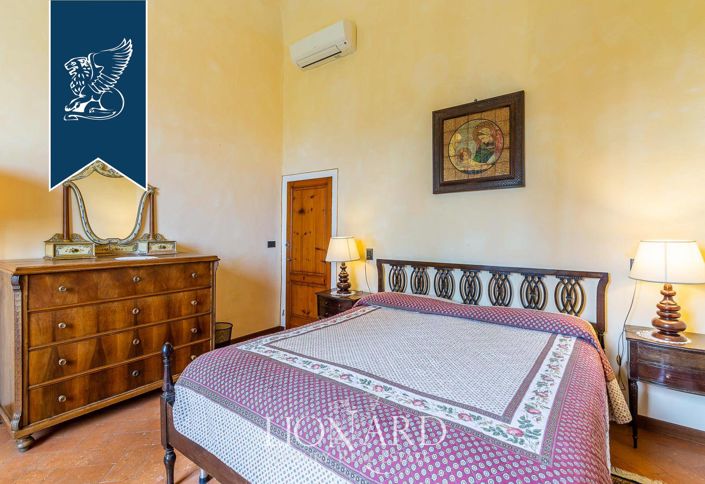 Image No.45-7 Bed Villa for sale