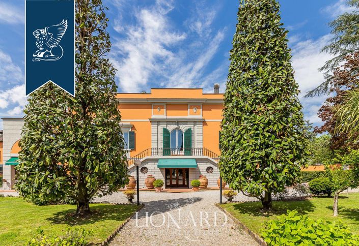 Image No.9-7 Bed Villa for sale