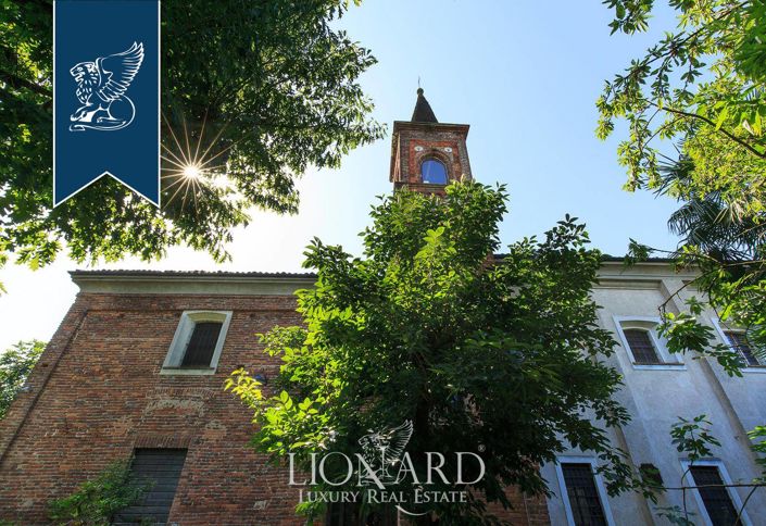 Image No.9-5 Bed Villa for sale