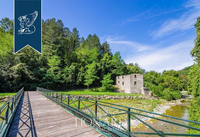 Image No.27-20 Bed Hotel for sale