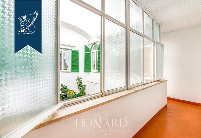 Image No.29-4 Bed Apartment for sale