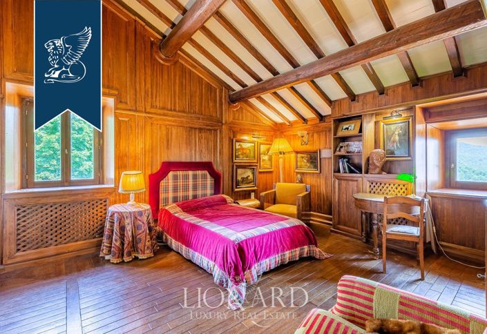 Image No.42-5 Bed Villa for sale