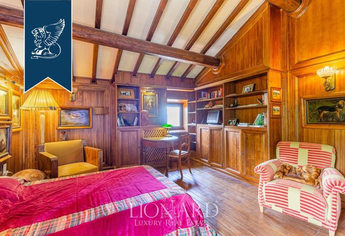 Image No.43-5 Bed Villa for sale