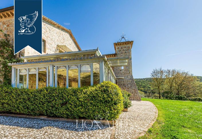 Image No.22-9 Bed Villa for sale