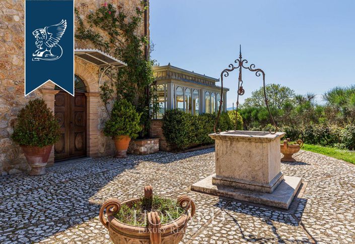 Image No.23-9 Bed Villa for sale