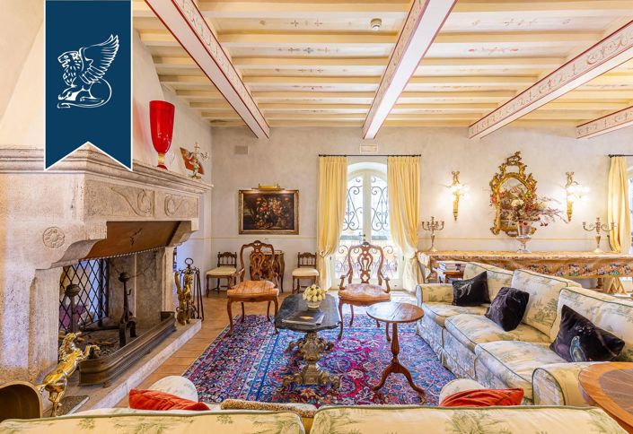 Image No.31-9 Bed Villa for sale