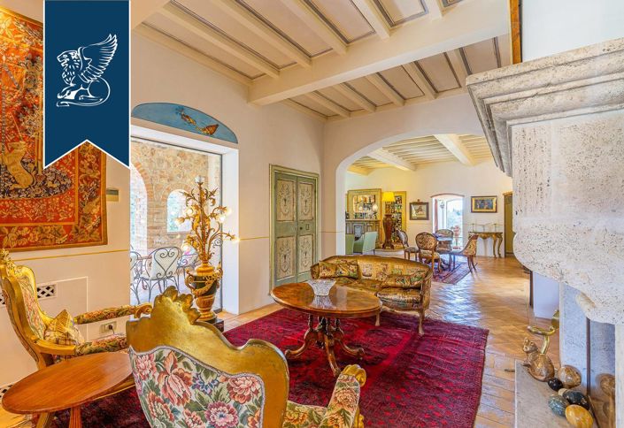 Image No.33-9 Bed Villa for sale