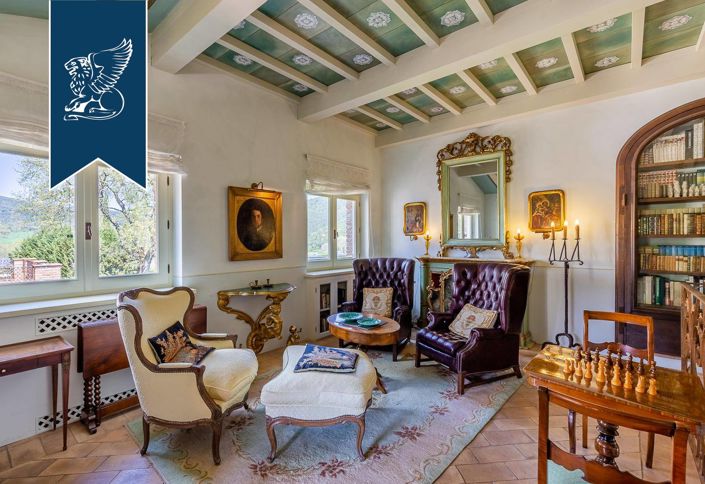 Image No.38-9 Bed Villa for sale