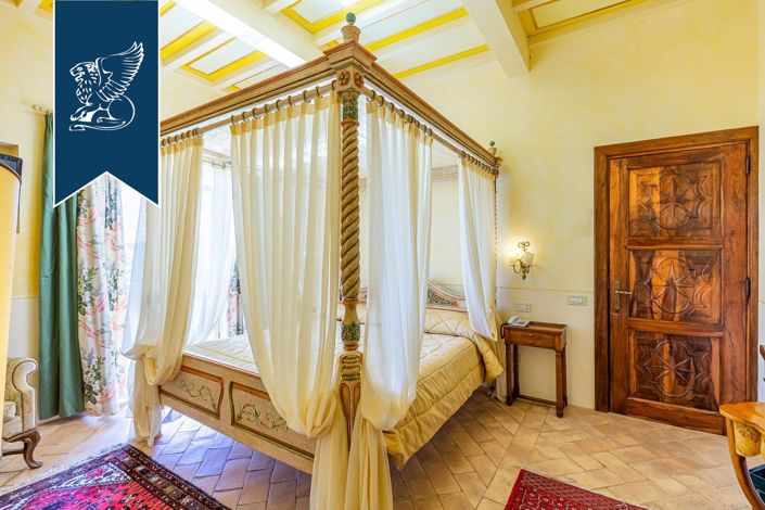 Image No.42-9 Bed Villa for sale