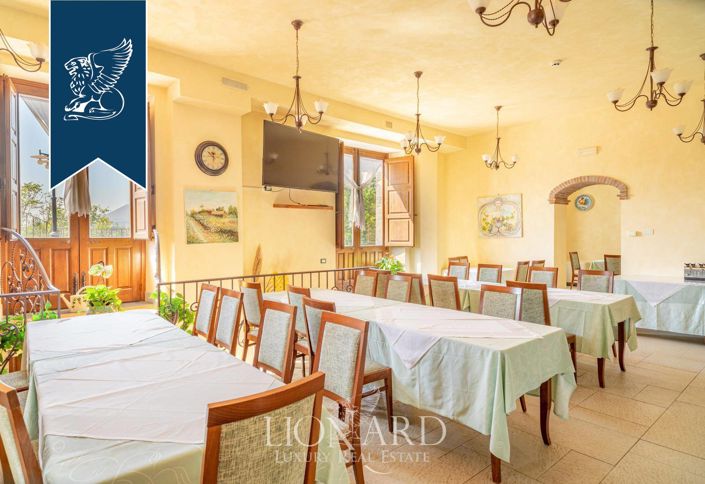 Image No.15-23 Bed Farmhouse for sale