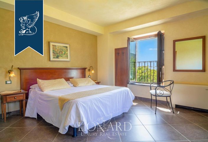 Image No.16-23 Bed Farmhouse for sale