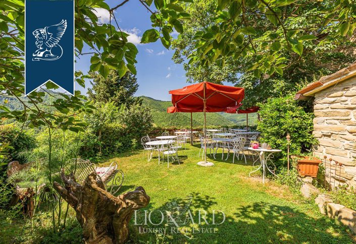 Image No.13-10 Bed Property for sale