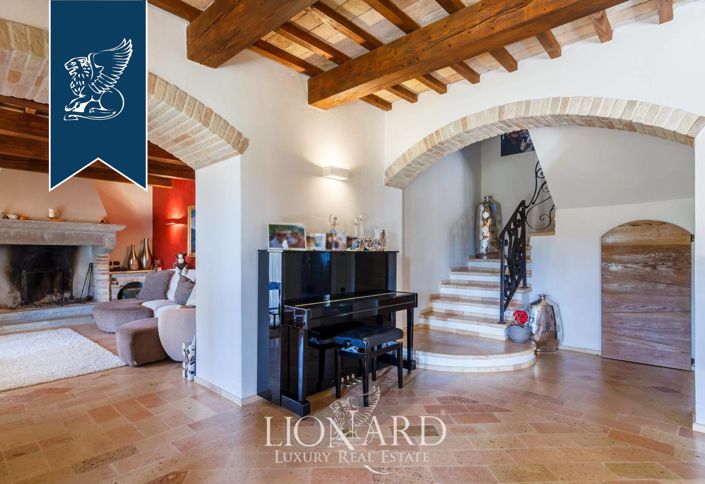 Image No.21-6 Bed Villa for sale