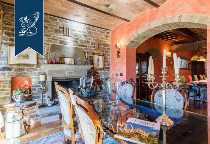 Image No.8-6 Bed Villa for sale