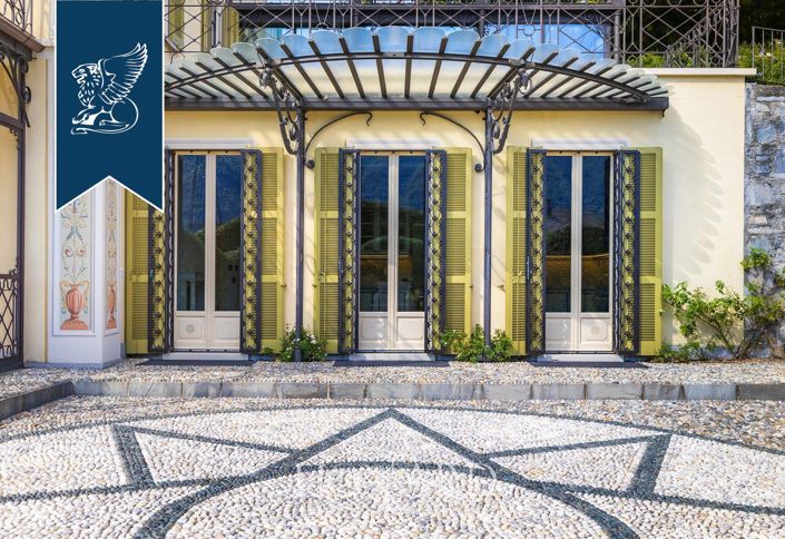 Image No.7-7 Bed Villa for sale