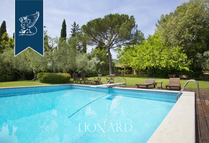 Image No.12-7 Bed Farmhouse for sale