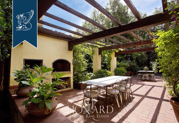 Image No.20-7 Bed Farmhouse for sale