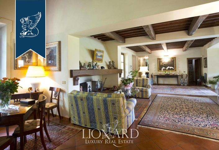 Image No.32-7 Bed Farmhouse for sale