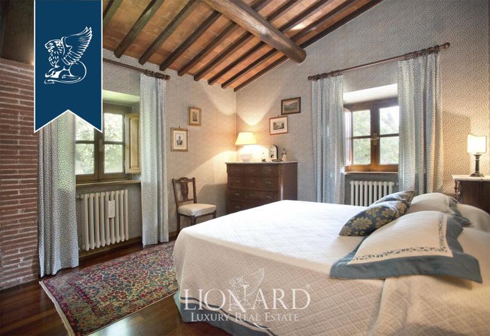 Image No.48-7 Bed Farmhouse for sale