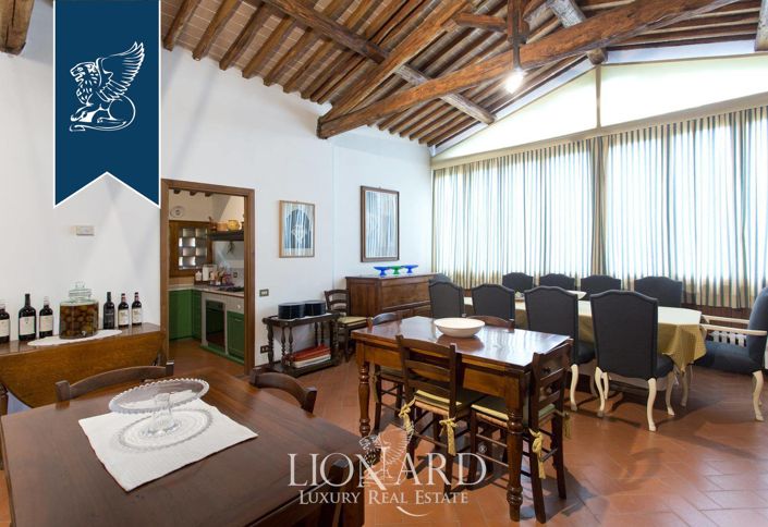 Image No.60-7 Bed Farmhouse for sale