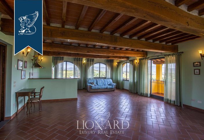 Image No.28-9 Bed Farmhouse for sale