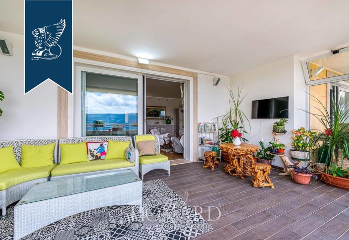 Image No.18-4 Bed Villa for sale