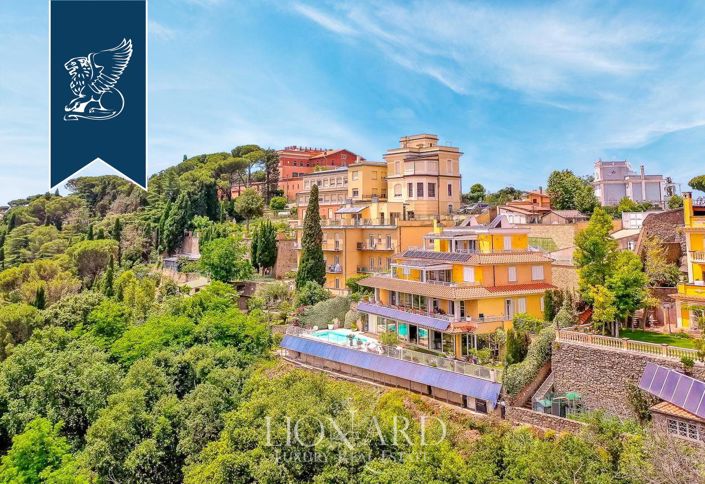 Image No.4-4 Bed Villa for sale