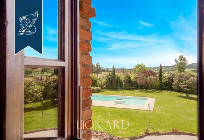 Image No.20-5 Bed Villa for sale