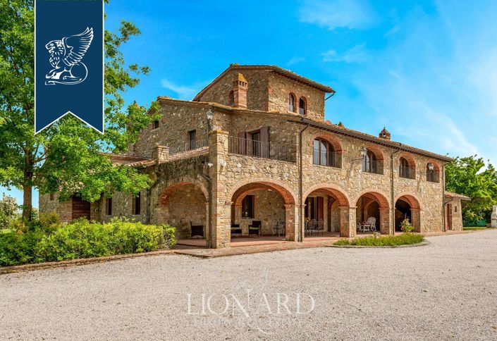 Image No.6-5 Bed Villa for sale