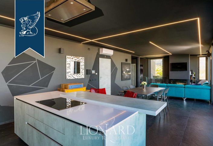 Image No.14-3 Bed Villa for sale