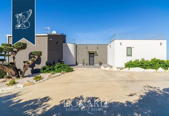 Image No.5-3 Bed Villa for sale