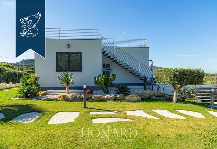 Image No.6-3 Bed Villa for sale