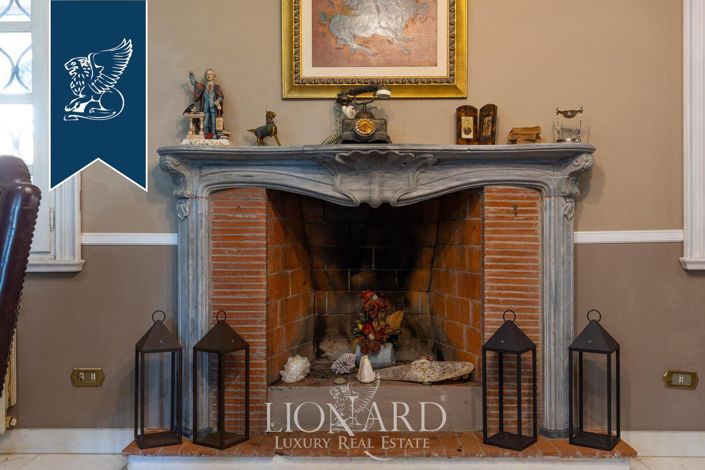 Image No.19-6 Bed Villa for sale