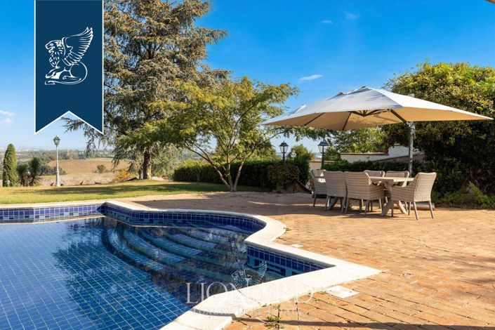 Image No.8-6 Bed Villa for sale