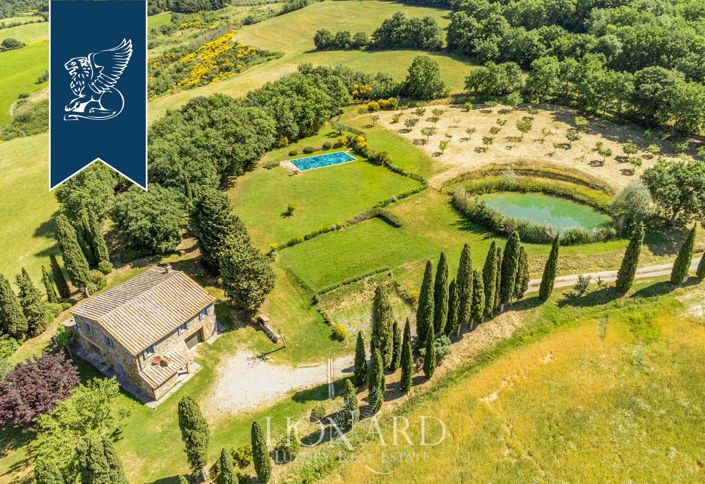 Image No.17-9 Bed Farmhouse for sale